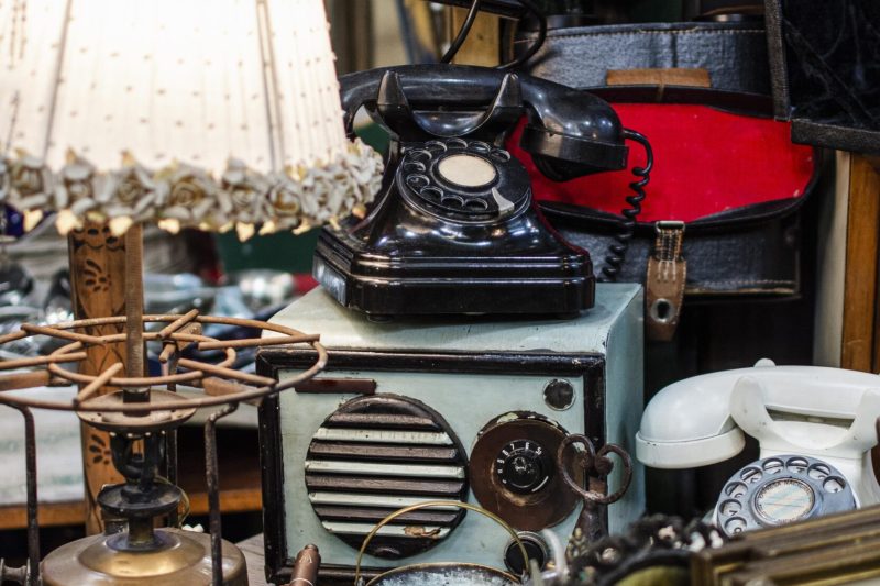 antiques-market-objects-arrangement antiques-market-objects-arrangement